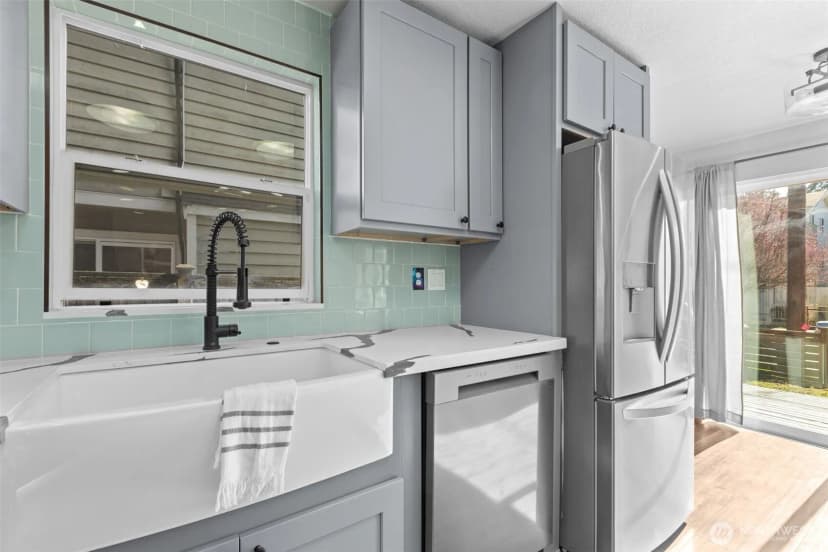 Property photo for 1128 N 91st Street, Seattle photo 13