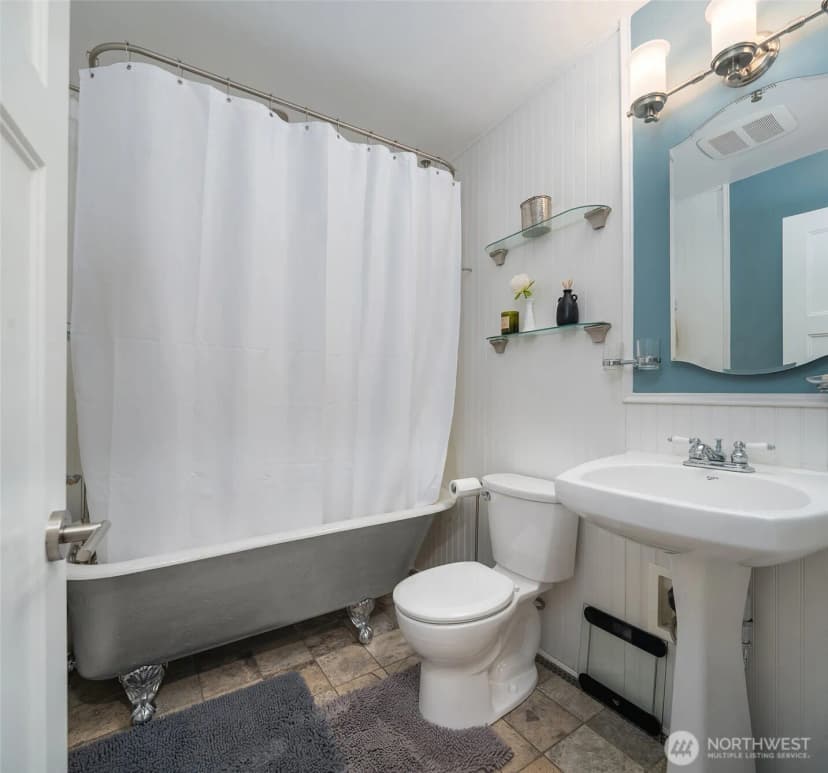 Property photo for 20421 87th Avenue Sw, Vashon photo 18