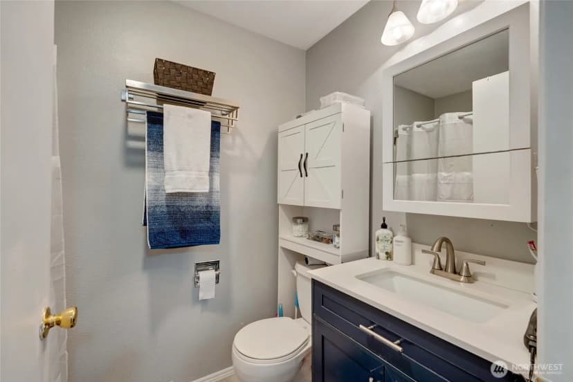 Property photo for 1211 N 8th Street #8, Mount Vernon photo 9