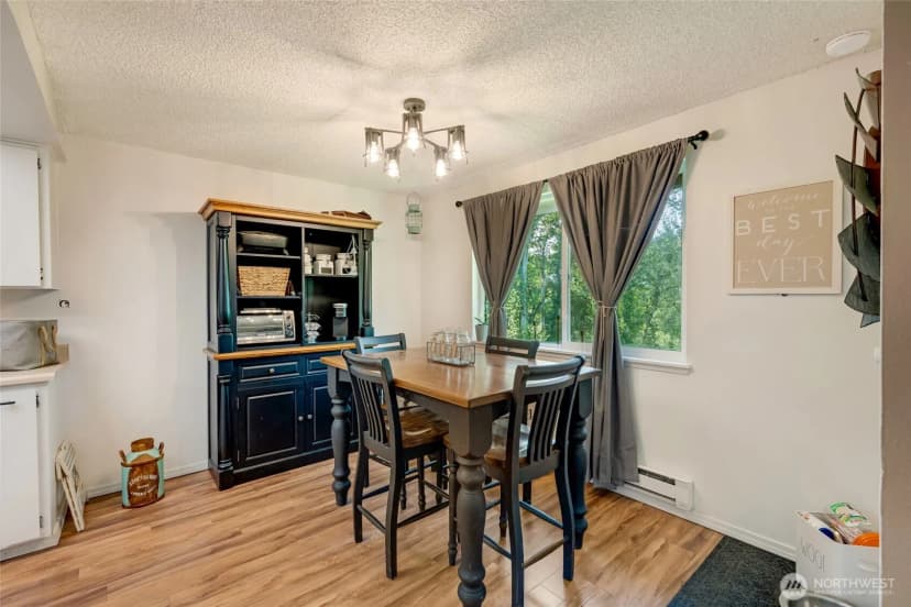 Property photo for 1211 N 8th Street #8, Mount Vernon photo 5