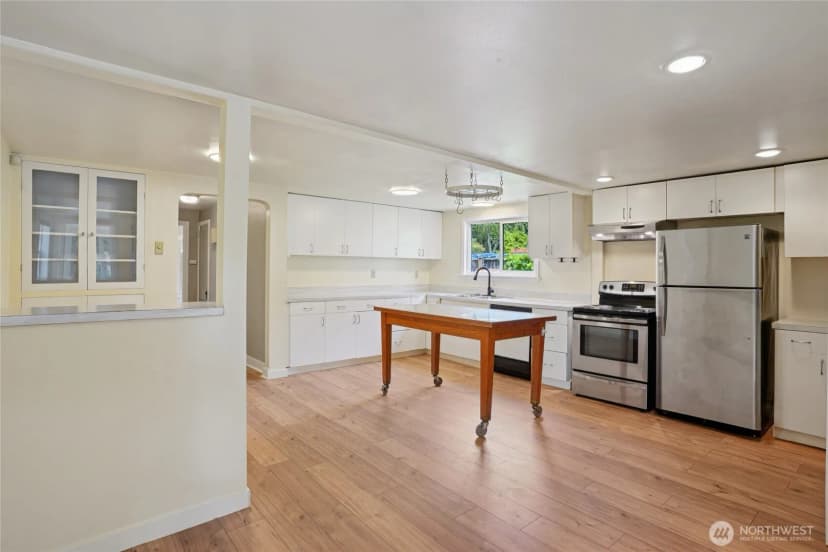 Property photo for 4027 S 128th Street, Tukwila photo 7