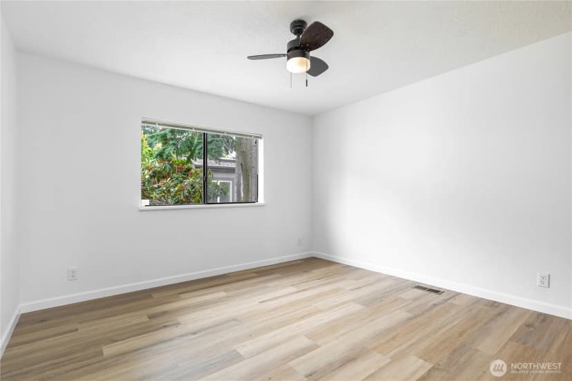Property photo for 818 243rd St Sw, Bothell photo 21