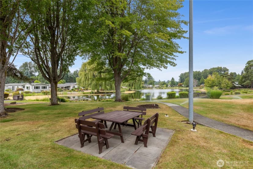 Property photo for 818 243rd St Sw, Bothell photo 33