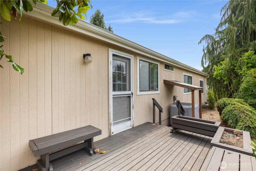 Property photo for 818 243rd St Sw, Bothell photo 32