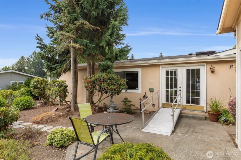 Property photo for 818 243rd St Sw, Bothell photo 29