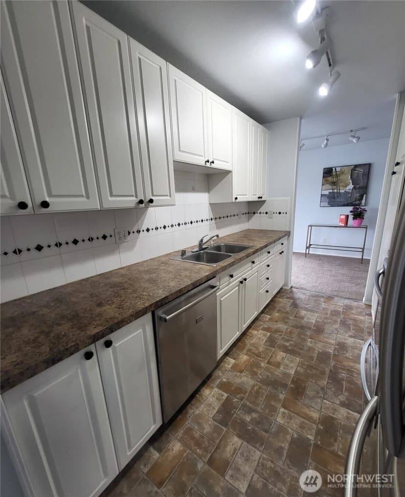 Property photo for 9030 Seward Park Avenue S #513, Seattle photo 5