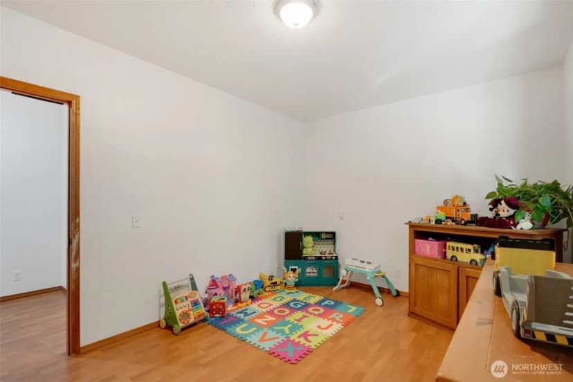 Property photo for 244 Niemi Road, Longview photo 20