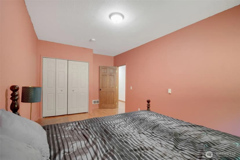 Property photo for 244 Niemi Road, Longview photo 19