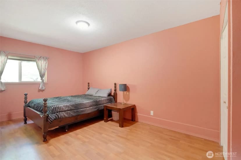 Property photo for 244 Niemi Road, Longview photo 18