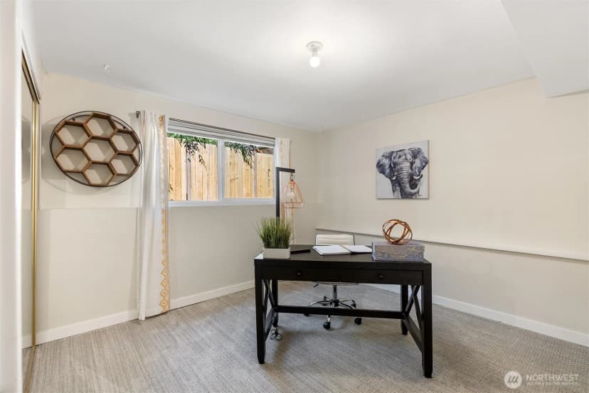 Property photo for 18446 40th Place Ne, Lake Forest Park photo 27