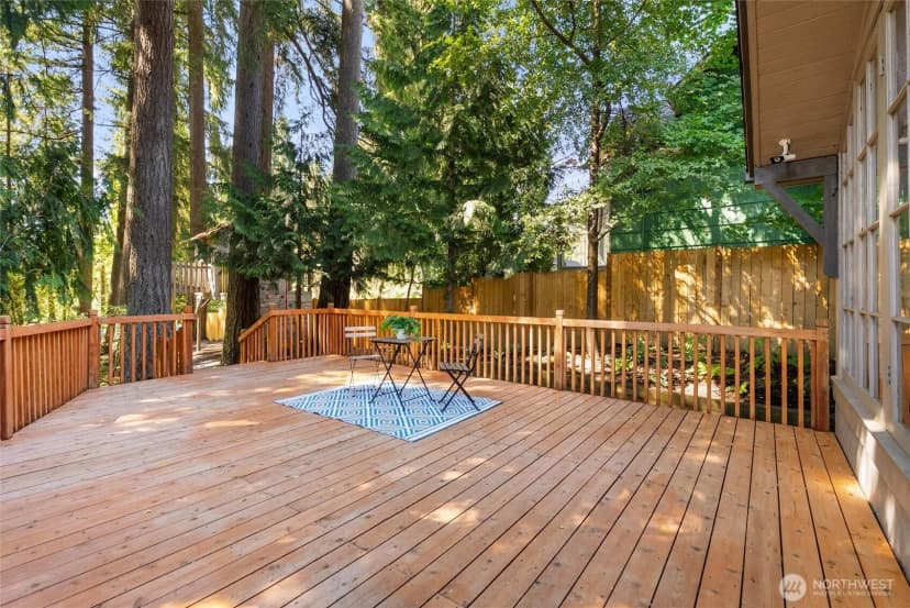 Property photo for 18446 40th Place Ne, Lake Forest Park photo 13
