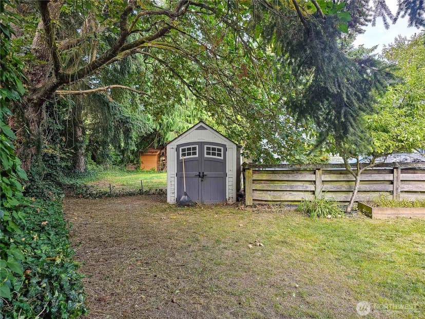 Property photo for 526 Myrtle Street #a & B, La Conner photo 34