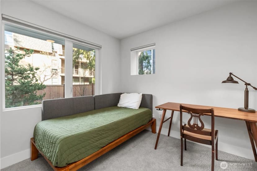 Property photo for 13343 Greenwood Avenue N #d, Seattle photo 19
