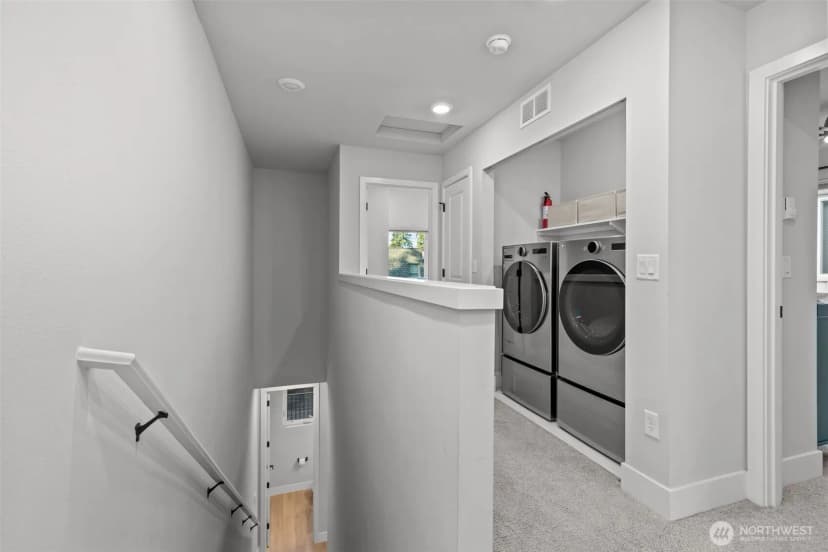 Property photo for 13343 Greenwood Avenue N #d, Seattle photo 13