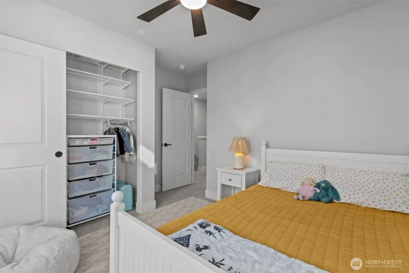 Property photo for 13343 Greenwood Avenue N #d, Seattle photo 16