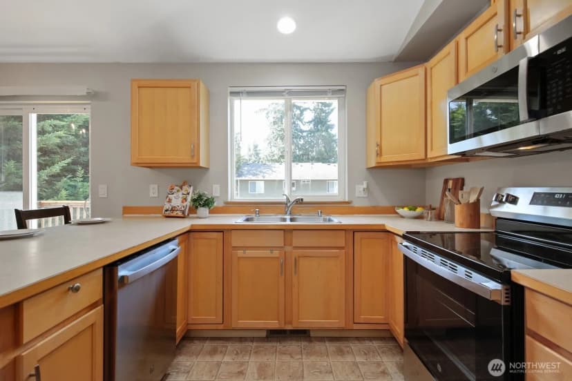 Property photo for 7166 E Fillmore Street, Port Orchard photo 11