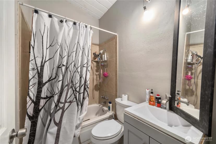 Property photo for 35631 13th Avenue Sw, Federal Way photo 13