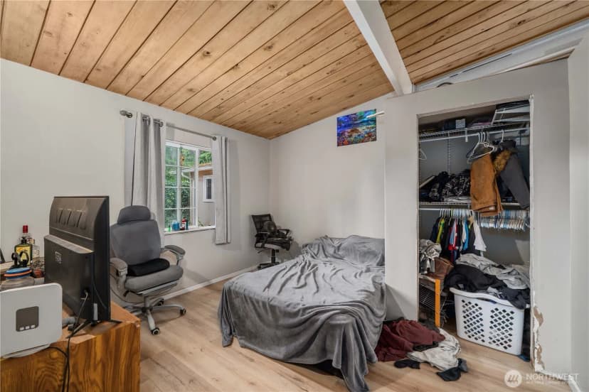Property photo for 35631 13th Avenue Sw, Federal Way photo 11
