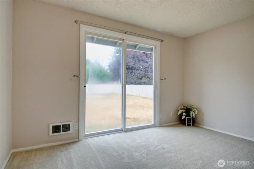 Property photo for 5721 142nd Place Ne, Marysville photo 16