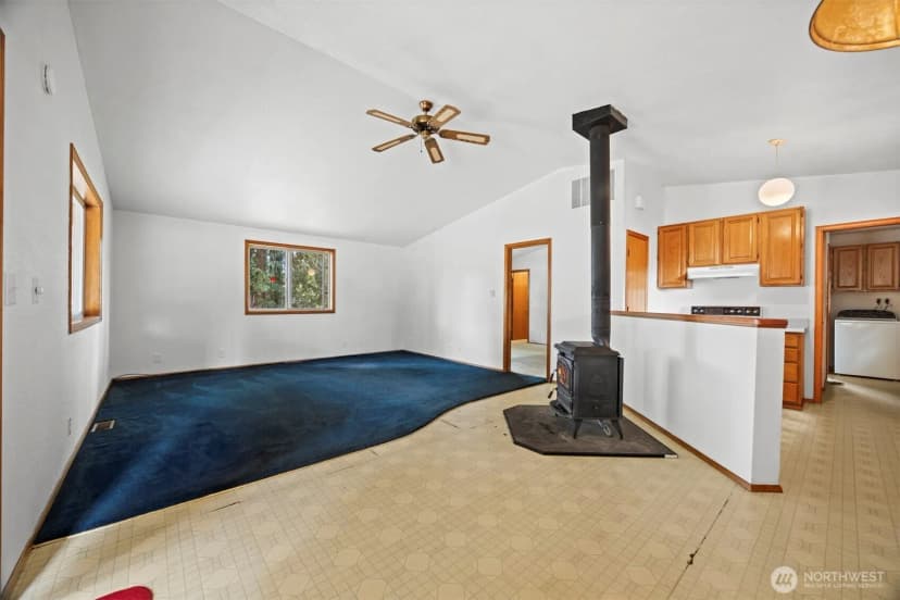 Property photo for 7442 Woodland Road, Ferndale photo 5