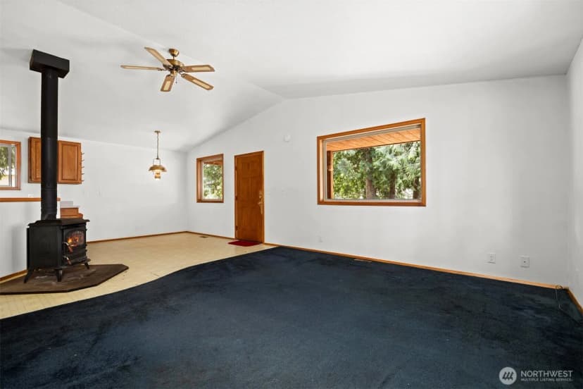 Property photo for 7442 Woodland Road, Ferndale photo 9