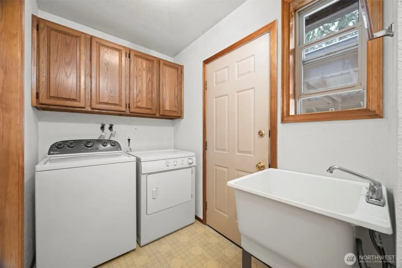 Property photo for 7442 Woodland Road, Ferndale photo 19