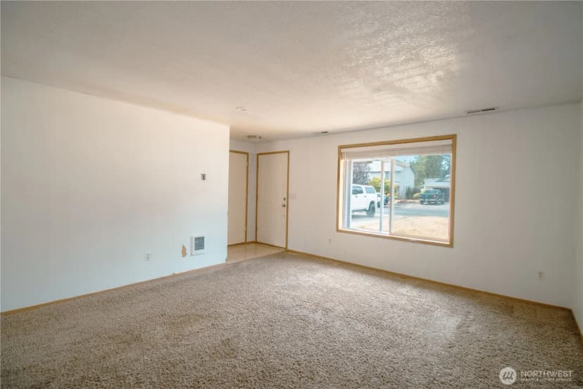 Property photo for 178 Decatur Drive, Kelso photo 7