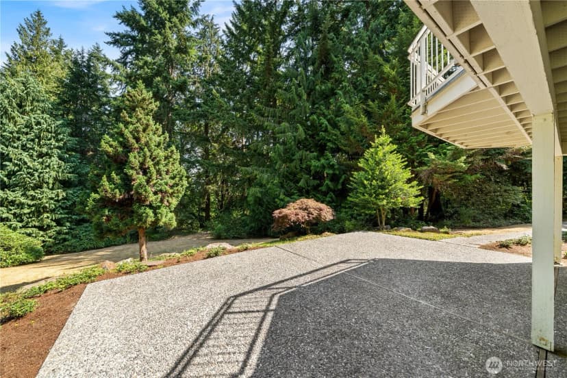 Property photo for 18601 Se 64th Way, Issaquah photo 31