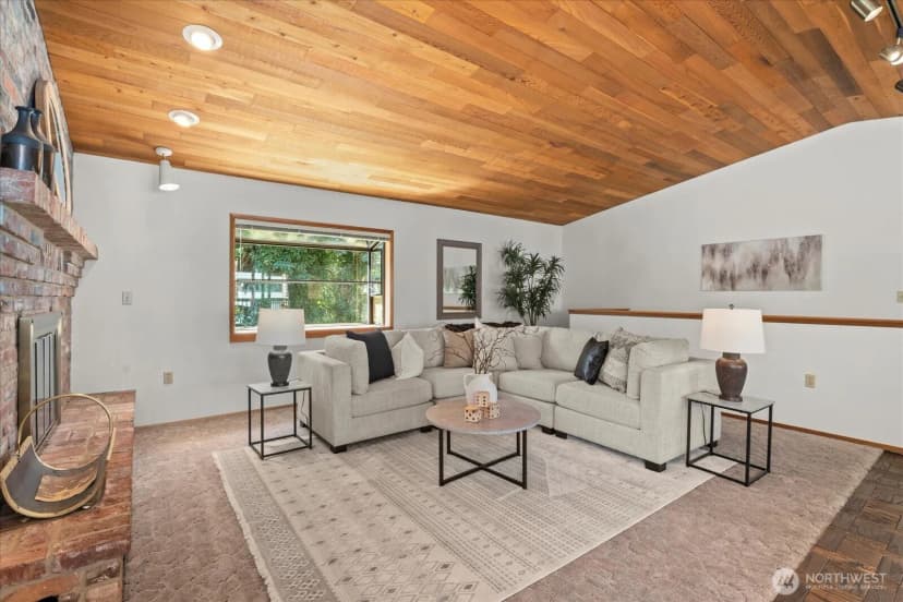 Property photo for 16442 51st Avenue S, Tukwila photo 15