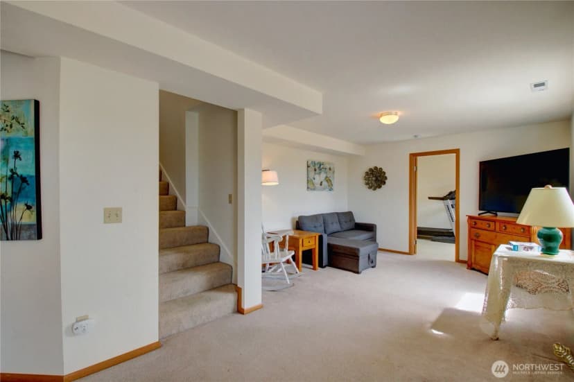 Property photo for 17910 Mountain Ridge Drive, Mount Vernon photo 20