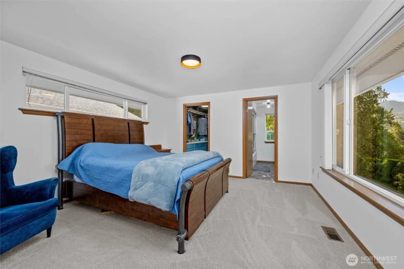 Property photo for 17910 Mountain Ridge Drive, Mount Vernon photo 16