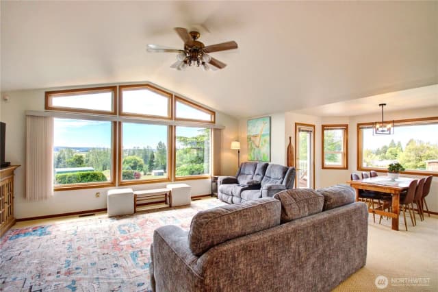 Property photo for 17910 Mountain Ridge Drive, Mount Vernon photo 5