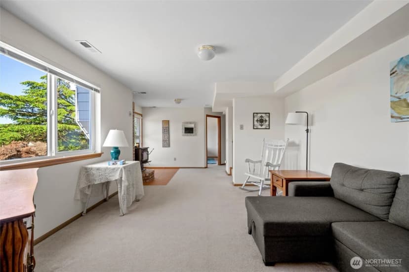 Property photo for 17910 Mountain Ridge Drive, Mount Vernon photo 21