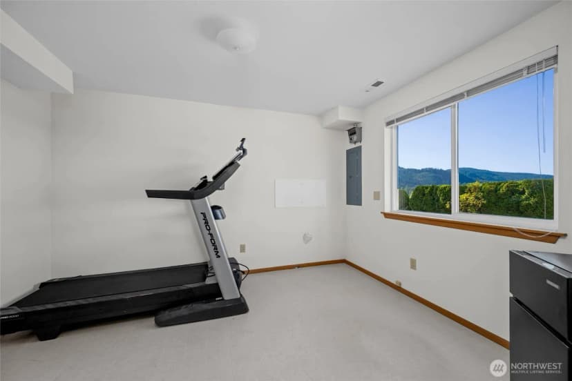 Property photo for 17910 Mountain Ridge Drive, Mount Vernon photo 24