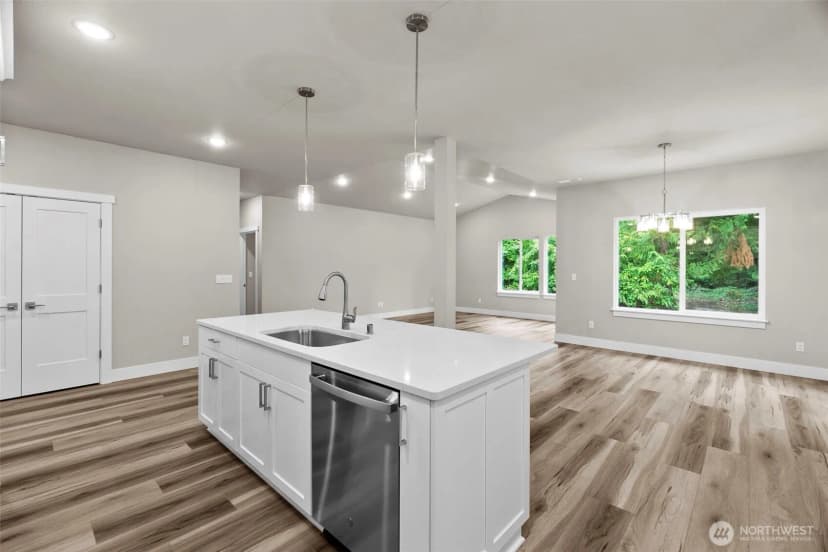 Property photo for 6401 Sierra Drive Se, Lacey photo 13