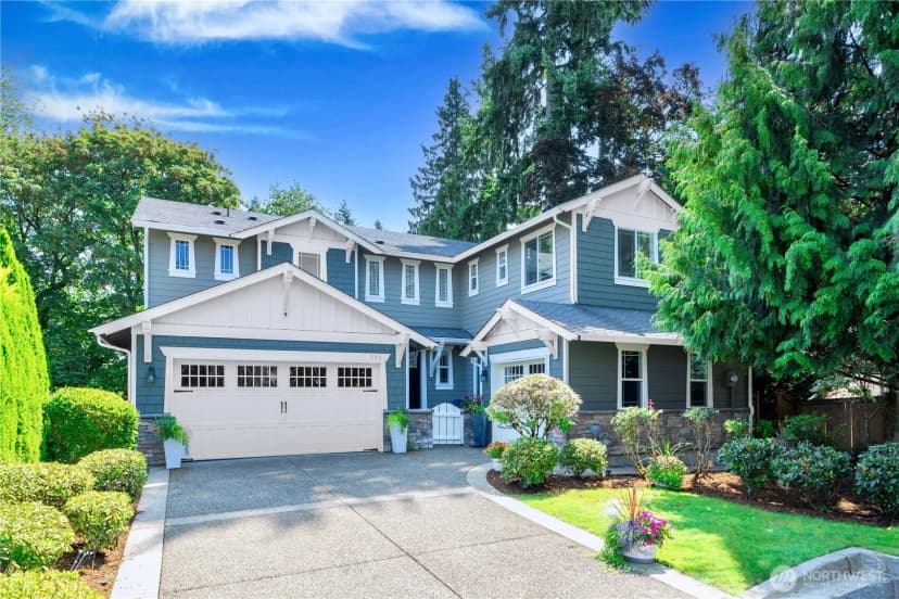 Property photo for 224 107th Place Se, Bellevue photo 3