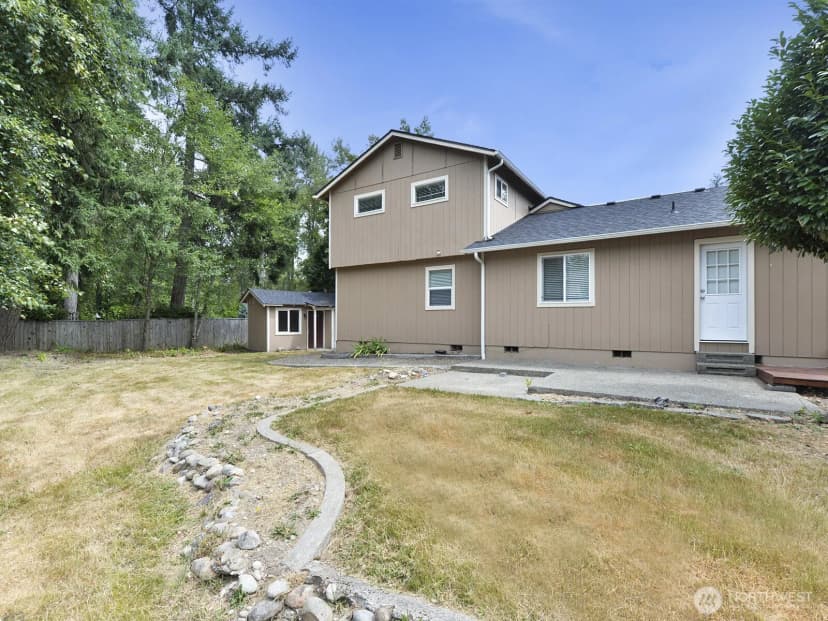 Property photo for 21114 94th Avenue Ct E, Graham photo 4