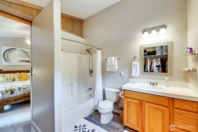 Property photo for 7645 Lenox Lane, Silverdale photo 11