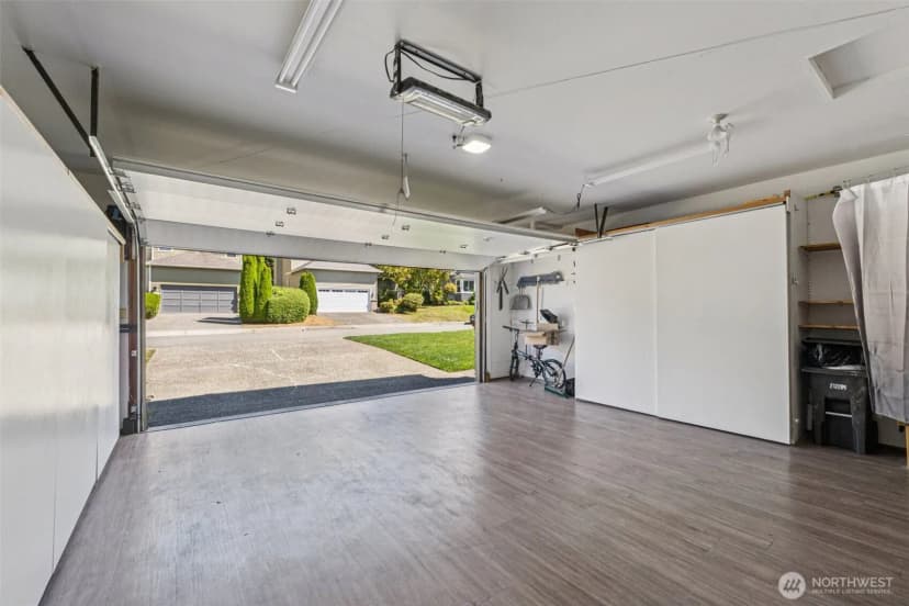 Property photo for 5002 9th Avenue W, Everett photo 28