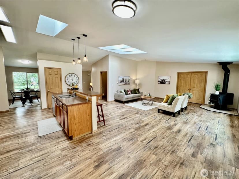 Property photo for 12345 Waddell Creek Road Sw, Olympia photo 18