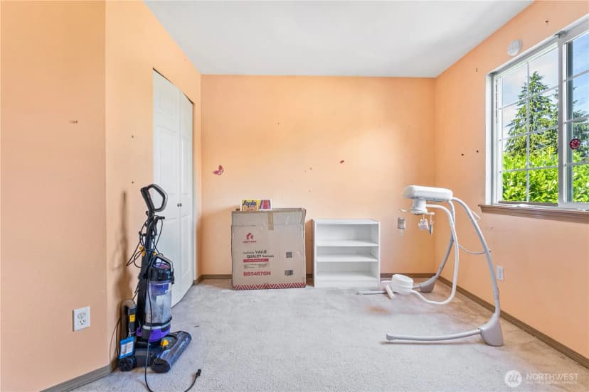 Property photo for 5620 Seahurst Avenue, Everett photo 22