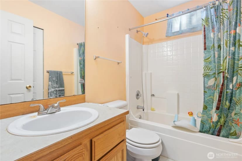 Property photo for 5620 Seahurst Avenue, Everett photo 24