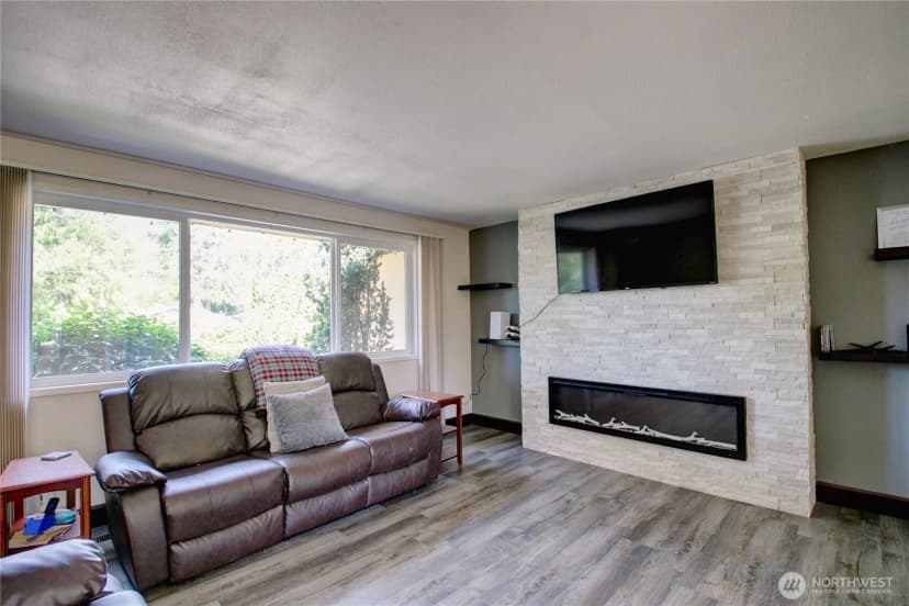 Property photo for 2410 Alison Avenue, Mount Vernon photo 9