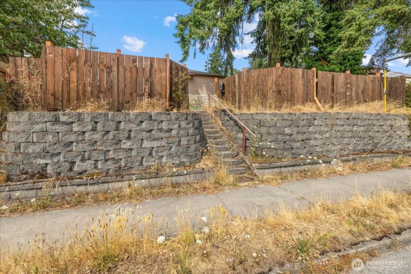Property photo for 3719 S 12th Street, Tacoma photo 2