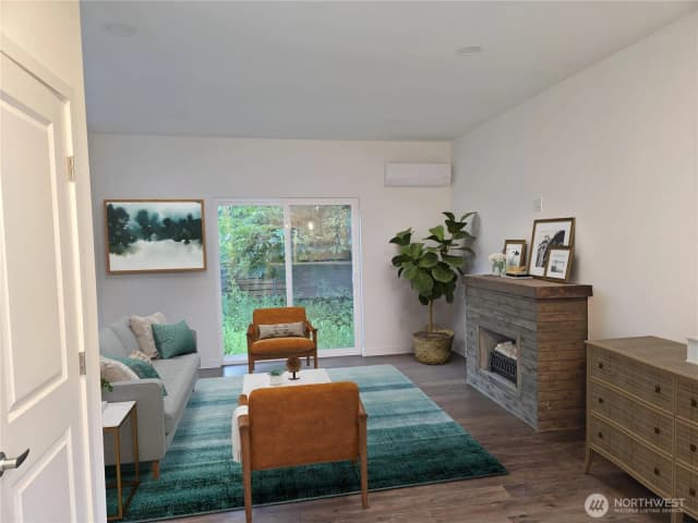 Property photo for 1610 N 143rd Street, Seattle photo 4