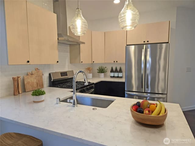 Property photo for 1610 N 143rd Street, Seattle photo 5