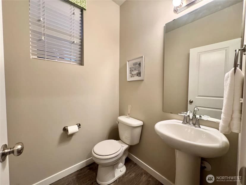 Property photo for 1928 78th Place Se, Everett photo 29