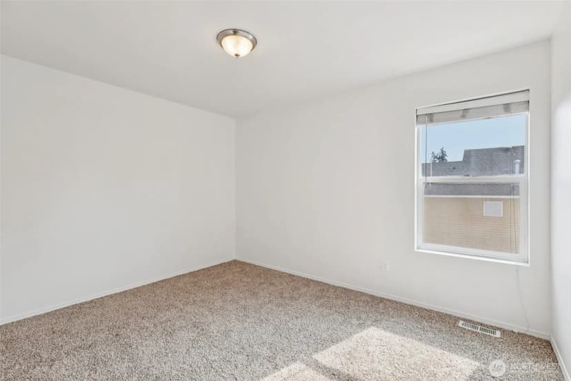 Property photo for 33214 44th Avenue S, Federal Way photo 20