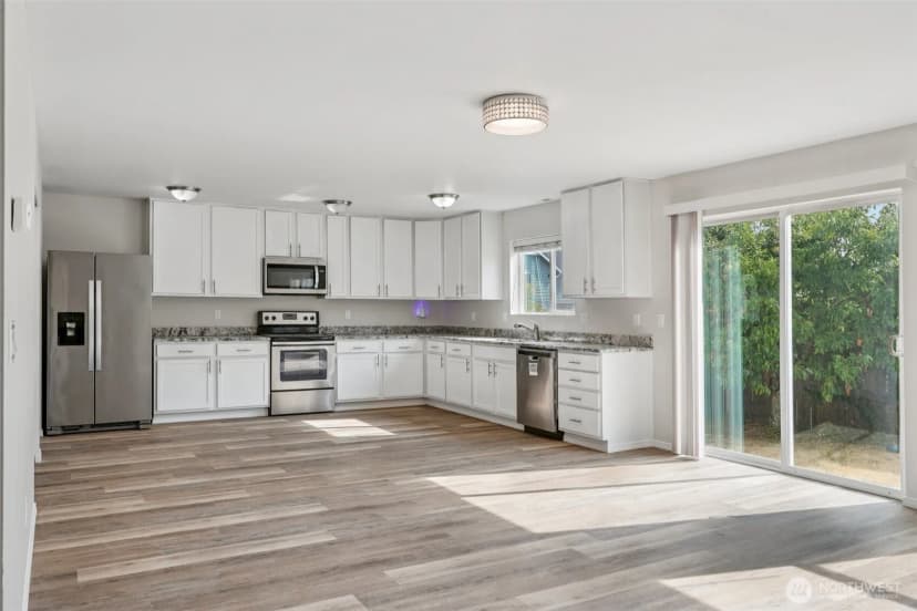 Property photo for 33214 44th Avenue S, Federal Way photo 13