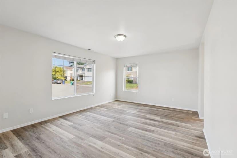 Property photo for 33214 44th Avenue S, Federal Way photo 14